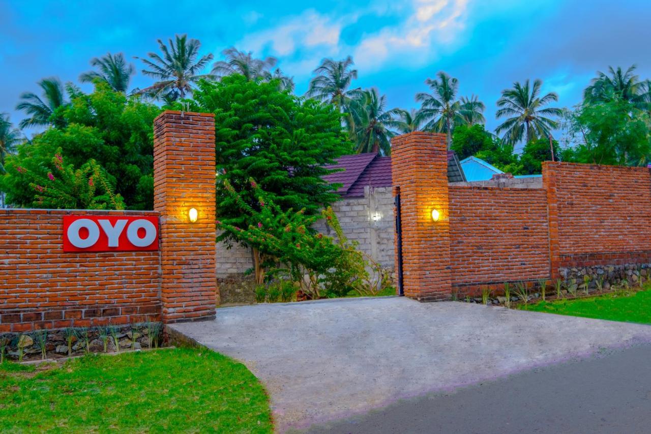 Oyo 2864 マンシット ガーデン ホームステイ エクステリア 写真